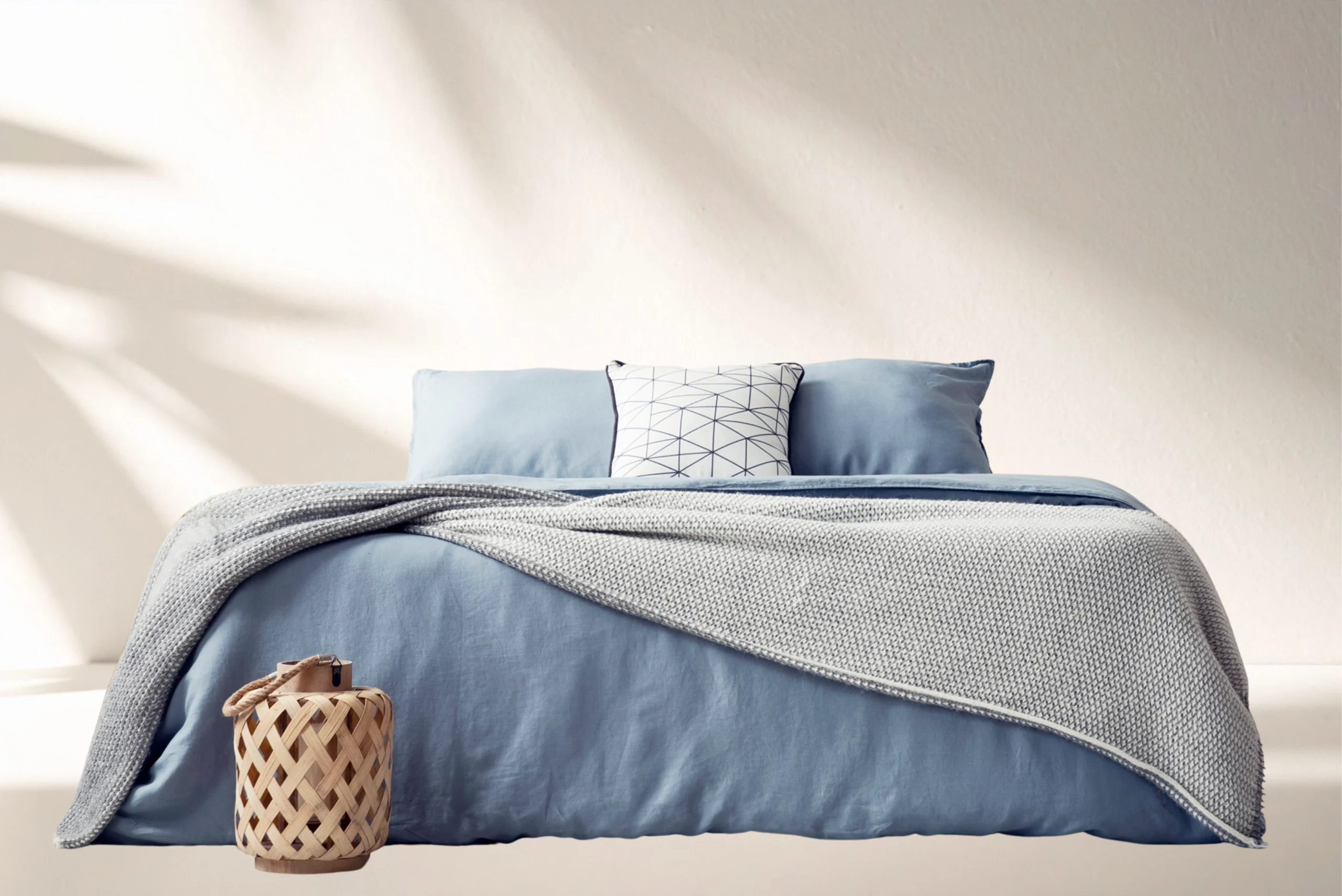 Bed of Art World Decor